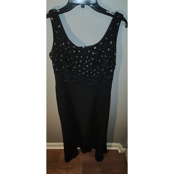 Mori Lee Formal  - Picture 2 of 6